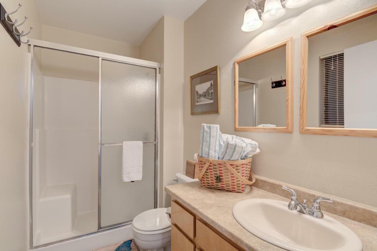 Powder Village Condo 8-B By Village Properties At Sunriver Bend Buitenkant foto