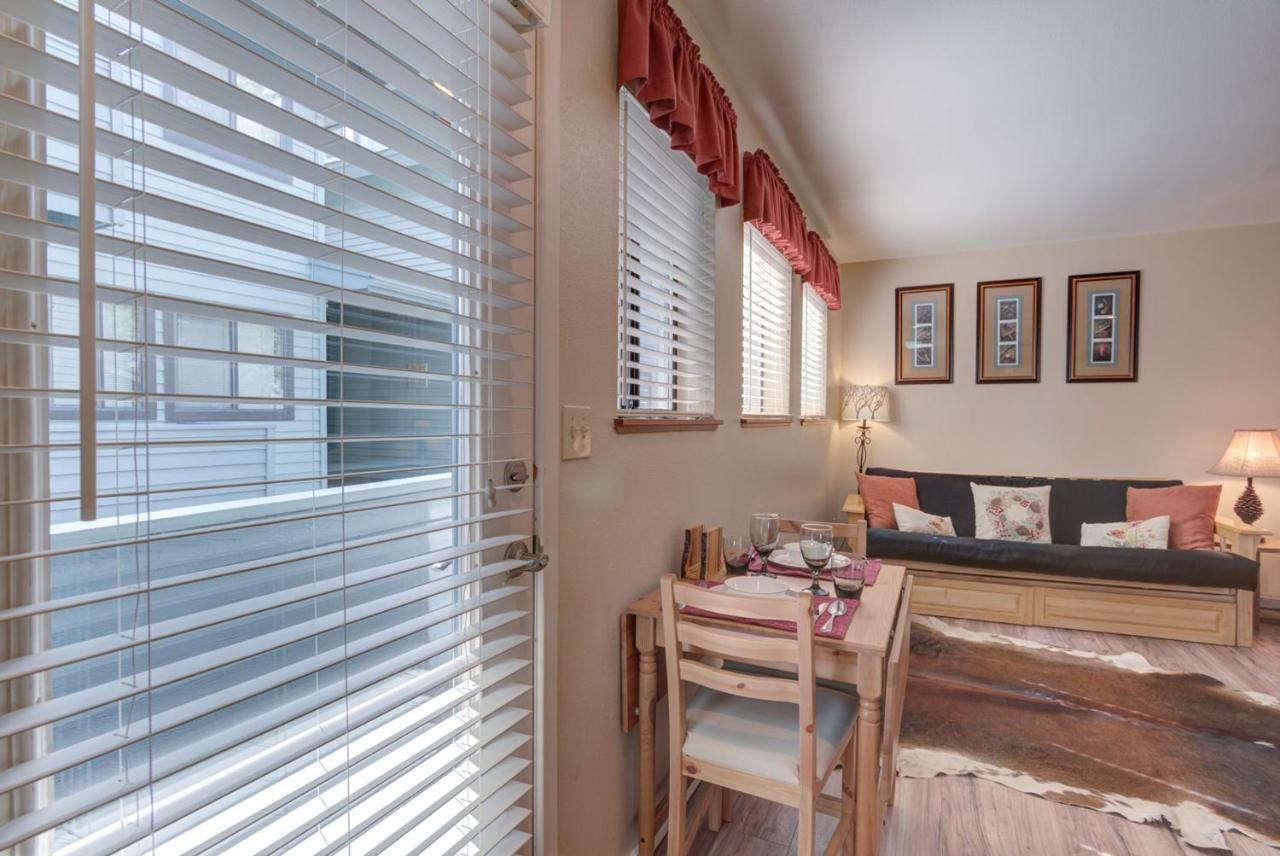 Powder Village Condo 8-B By Village Properties At Sunriver Bend Buitenkant foto
